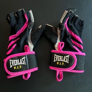 Everlast F.I.T. Black and Pink Training Gloves
